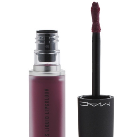 NWT MAC-POWDER KISS LIQUID LIPCOLOUR-GOT A CALL BACK - Picture 5 of 9
